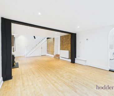 3 bedroom end of terrace house to rent - Photo 2