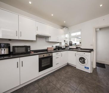 2 bedroom terraced house to rent - Photo 6