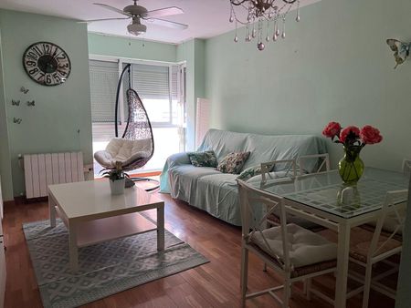 Piso de alquiler en El Carmen - Photo 2