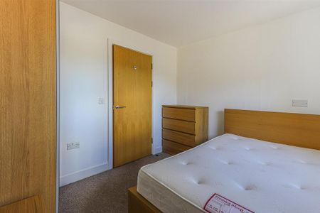 2 bedroom apartment to rent - Photo 5