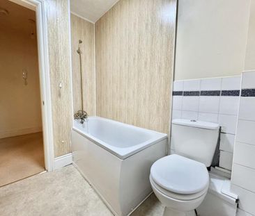 1 bedroom ground floor flat to rent - Photo 5