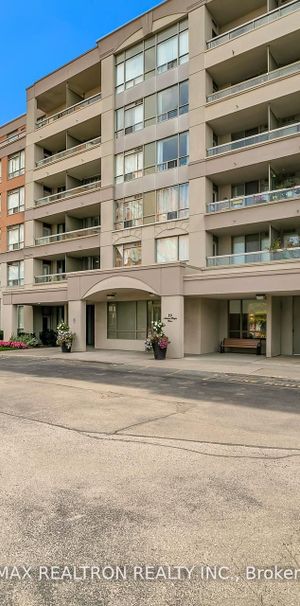 For Lease - 19 Northern Heights Drive Unit# 413, Richmond Hill, Ontario - Photo 2
