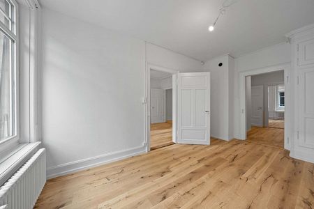 Charmante 4 -ZWG frisch saniert & bezugsbereit - Foto 3