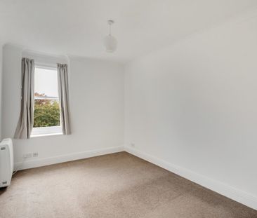 1 Bed Flat - Photo 1