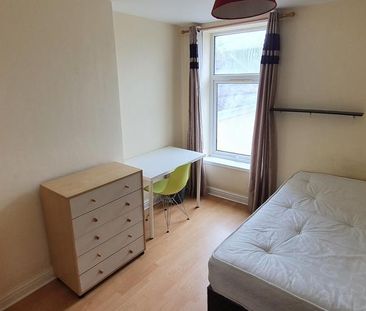 7 bedroom terraced house to rent - Photo 6
