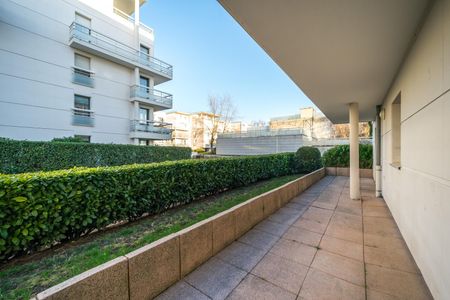 location Appartement F3 DE 70.15m² À LE CHESNAY - Photo 5