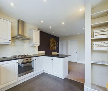 2 bedroom semi-detached house to rent - Photo 1
