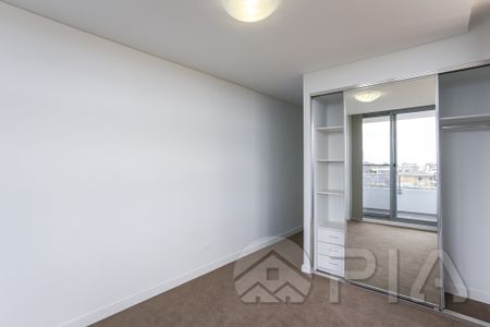 Rent Include Electricity,Gas,Water Bills!! Two Bedrooms Apartment Less Than a Minute Walk to Train Station!! - Photo 2