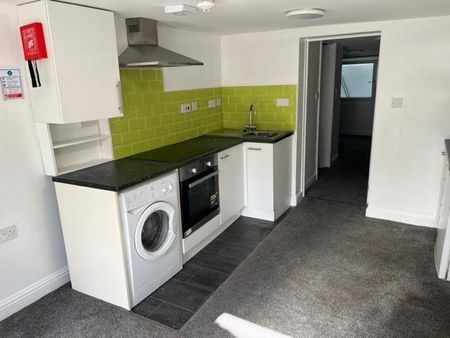 1 bedroom flat to rent - Photo 4
