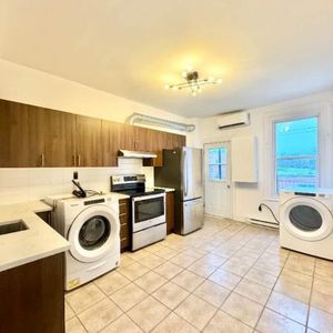 3 CH - 1 SDB - Montréal - $1,750 /mo - Photo 2
