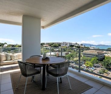 Spacious 3 Bedroom Unit with Pool and Secure Parking in Townsville ... - Photo 5