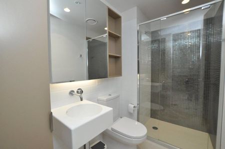 2114/33 Mackenzie Street - Photo 3