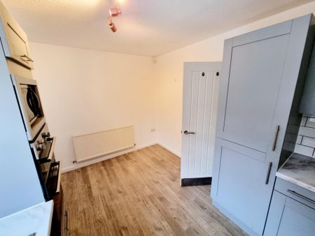 CaldermillDrive, Oakwood, DERBY - Photo 5