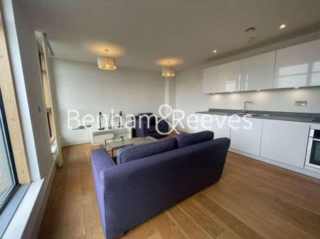 Colliers Wood, Cavendish Road, SW19 - Photo 3