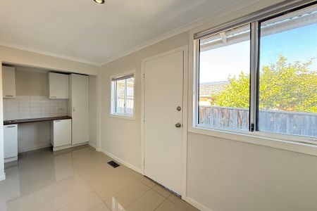 1/4 Campbell Street, Kew - Photo 3