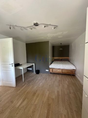 Maison 200 m² - 6 Pièces - Clamart (92140) - Photo 5