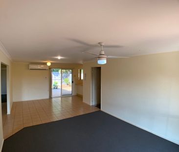 Peaceful Gated Complex Living in the Heart of Calamvale - Photo 1
