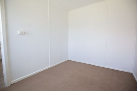 NEAT AND LOW MAINTENANCE LIVING - Photo 2