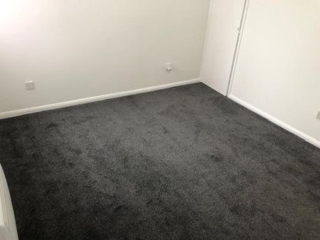 2 Bedroom Flat To Let - Photo 5