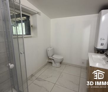 Location Appartement 2 pièces 42m² AVESNES SUR HELPE 59440 - Photo 3