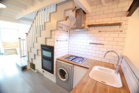 1 bedroom terraced house to rent - Photo 3