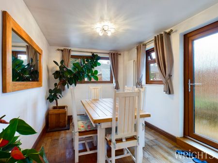 2 bedroom End Terraced House - Little Thistle, Welwyn Garden City - Photo 5