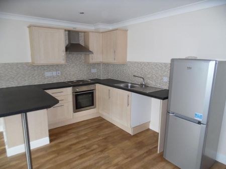 2 bedroom apartment to rent - Photo 3