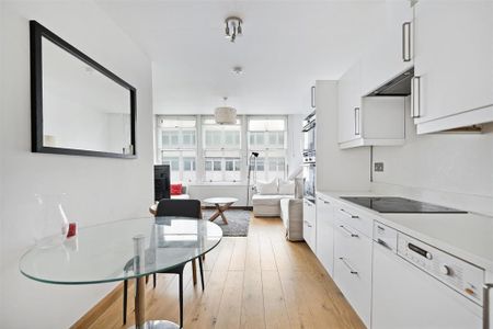 2 bedroom flat to rent - Photo 2