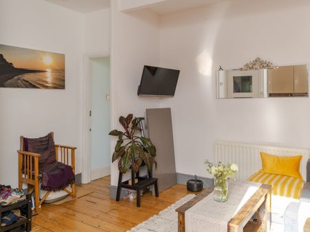 1 Bed Flat, Dalrymple Road, SE4 - Photo 3