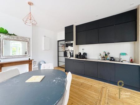 Location Appartement 4 pièces 98m² CROIX 59170 - Photo 5