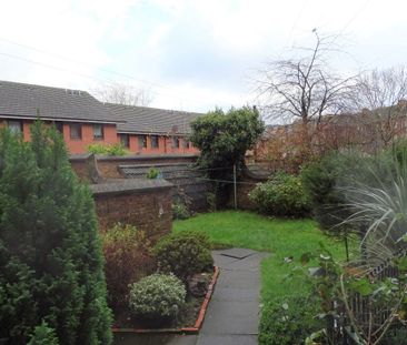 1 Bed Flat - Photo 4