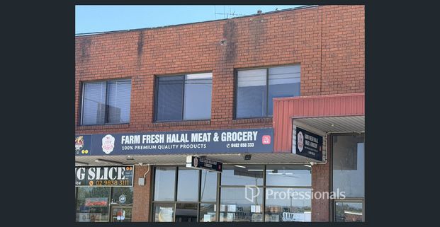 Freshly Painted 3-Bedroom unit in a Prime Riverstone Location - Photo 1