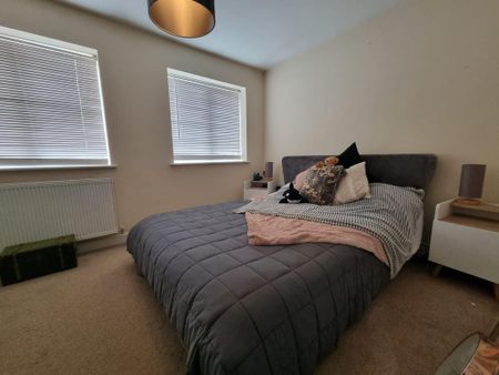 2 bedroom semi-detached house to rent - Photo 3