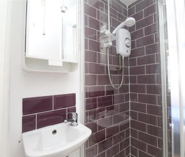 6 bedroom house to rent - Photo 3