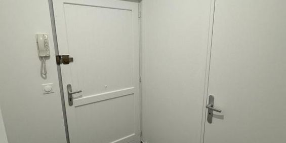 Location Appartement 1 pièce 19m² VITRY SUR SEINE 94400 - Photo 3