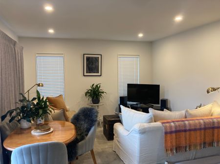 The Romance Of The Beach! - Photo 2