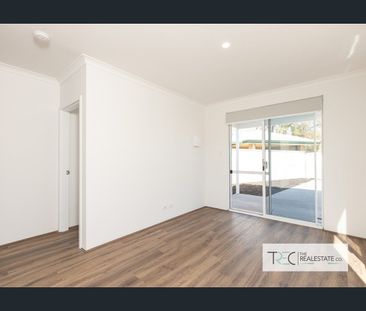 6a Winfield Place, Greenfields, WA 6210 - Photo 4