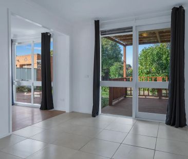 Rustic Elegance and Modern Comfort - Photo 4