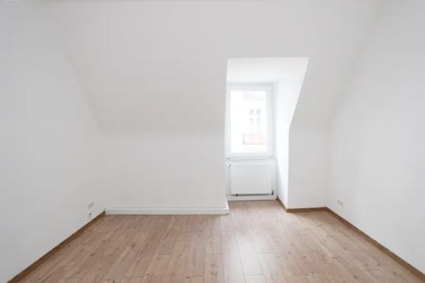 Gemütliche 2-ZKB Altbauwohnung in der Friedrich-Ebert-Straße (Hinterhaus) - Nähe Querallee - Photo 1
