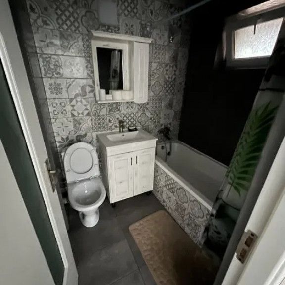 Apartament 2 camere, situat in zona Tomis Nord-Campus - Fotografie 1