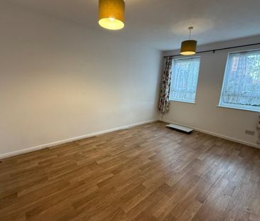 Meadow Close, AYLESBURY - Photo 4