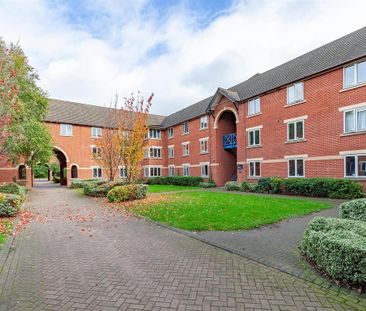 1 bedroom in a flat share to rent - Photo 1