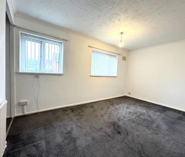 2 bedroom semi-detached house to rent - Photo 3