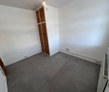 Sydney Street, Brynhyfryd, Swansea SA5 9JQ - Photo 2