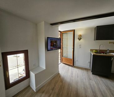 LE LUC - T2 refait à neuf avec cour - Photo 3