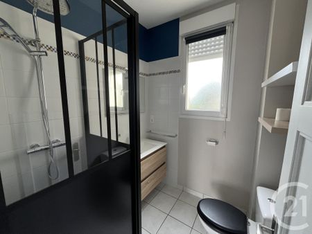Location Maison 4 pièces 110m² DONVILLE LES BAINS 50350 - Photo 4