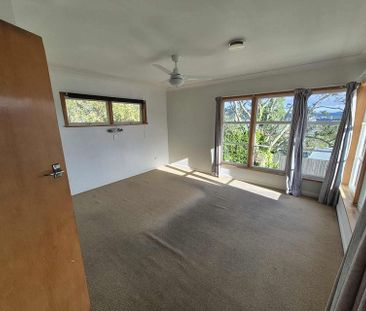 3 bed home - Photo 1