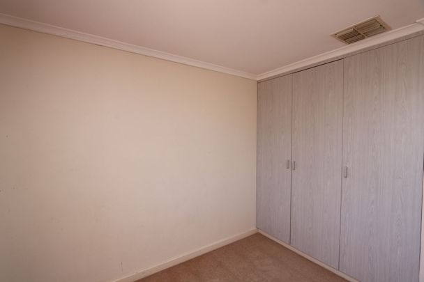 2/63 Silver Street, Broken Hill NSW 2880 - Photo 1