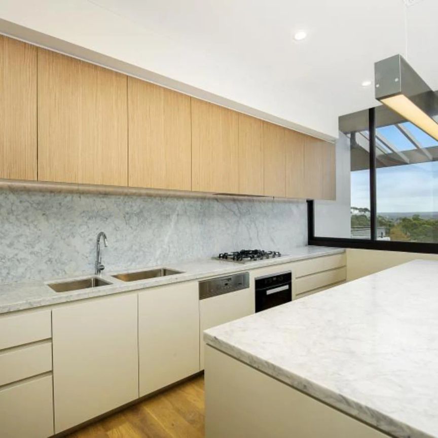 Three Bedroom Penthouse Apartment in Botanic Complex - Photo 1