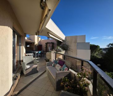 Location Appartement 4 pièces Meublé 90m² ANTIBES 06600 - Photo 5